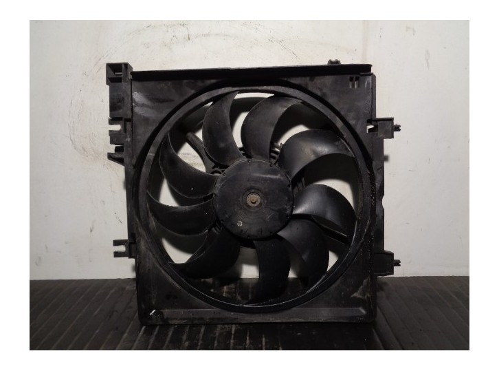 Recambio de electroventilador para subaru legacy kombi/outback b14 2.0 diesel cat referencia OEM IAM 45121FG000 45131FG001 