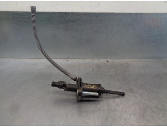 Recambio de bomba embrague para chevrolet cruze 1.8 cat referencia OEM IAM 55561915 