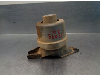 Recambio de soporte motor derecho para volkswagen t5 transporter/furgoneta 1.9 tdi cat (brs) referencia OEM IAM 7H0199256F 