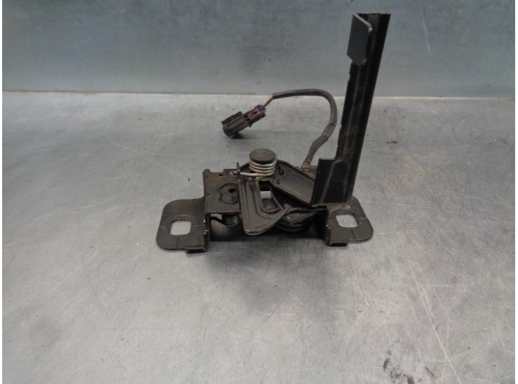 Recambio de cerradura capot para chevrolet cruze 1.8 cat referencia OEM IAM 95989870 