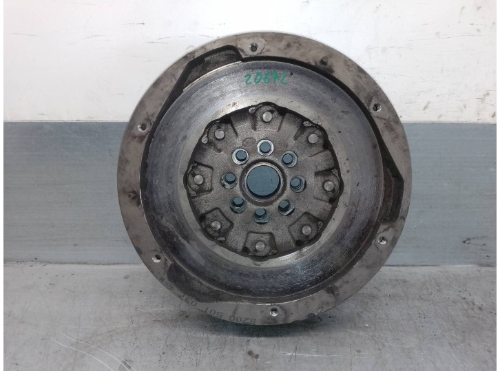 Recambio de volante motor para renault megane grand tour referencia OEM IAM 8200501037  LUK