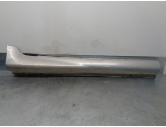 Recambio de faldon lateral para ssangyong musso 2.9 turbodiesel cat referencia OEM IAM 7955605800X 