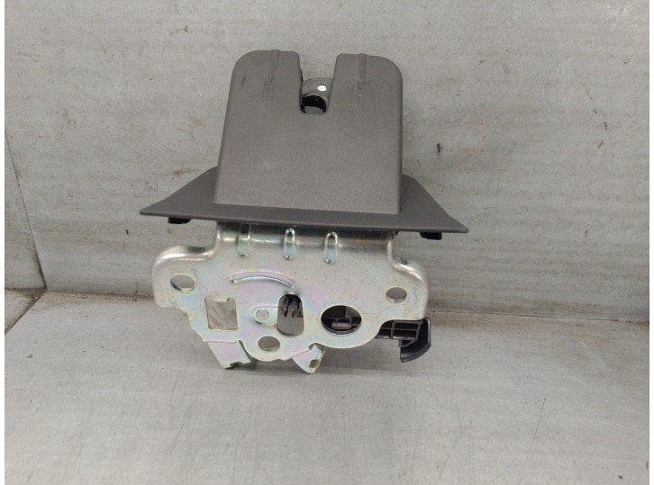 Recambio de cerradura maletero / porton para audi q3 (8ug) 2.0 16v tdi referencia OEM IAM 8R0827505A 4 PINES 5 PUERTAS