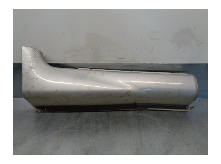 Recambio de faldon lateral para ssangyong musso 2.9 turbodiesel cat referencia OEM IAM 7956805800X 