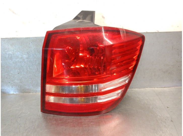 Replacement right rear light for Dodge Journey 2.0 16v CRD cat OEM IAM reference 05067784AD 5067784AD 
