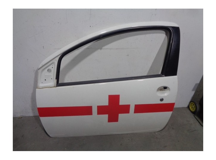 Recambio de puerta delantera izquierda para citroën c1 1.0 cat (384f) referencia OEM IAM 9002W8 BLANCA ROTULADA 3 PUERTAS