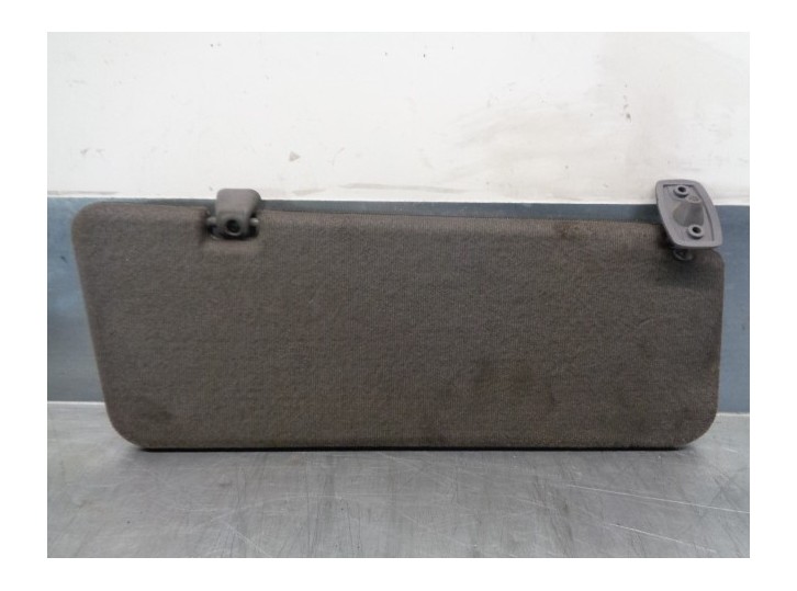 Recambio de parasol izquierdo para ssangyong musso 2.9 turbodiesel cat referencia OEM IAM 
