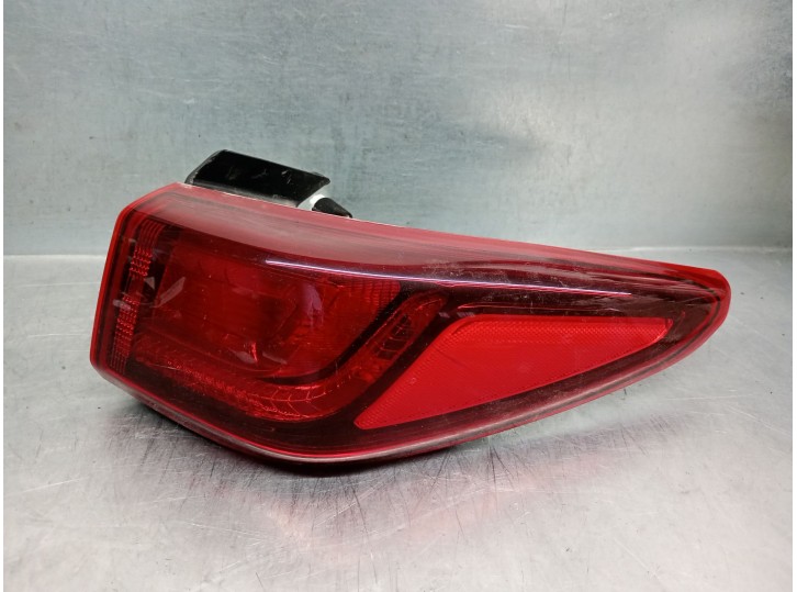 Recambio de piloto trasero derecho para hyundai kona (os, ose, osi) 1.6 crdi referencia OEM IAM 92402J9000 92402J9000 