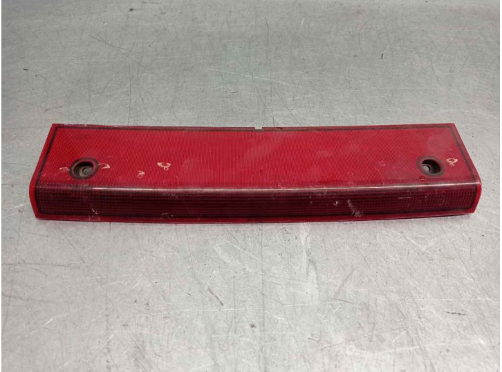 Recambio de luz central de freno para ford focus c-max (cap) 2.0 tdci cat referencia OEM IAM 3M5113A613AA 