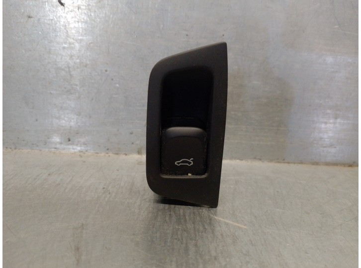 Recambio de interruptor para audi q3 (8ug) 2.0 16v tdi referencia OEM IAM 8U1859829A 