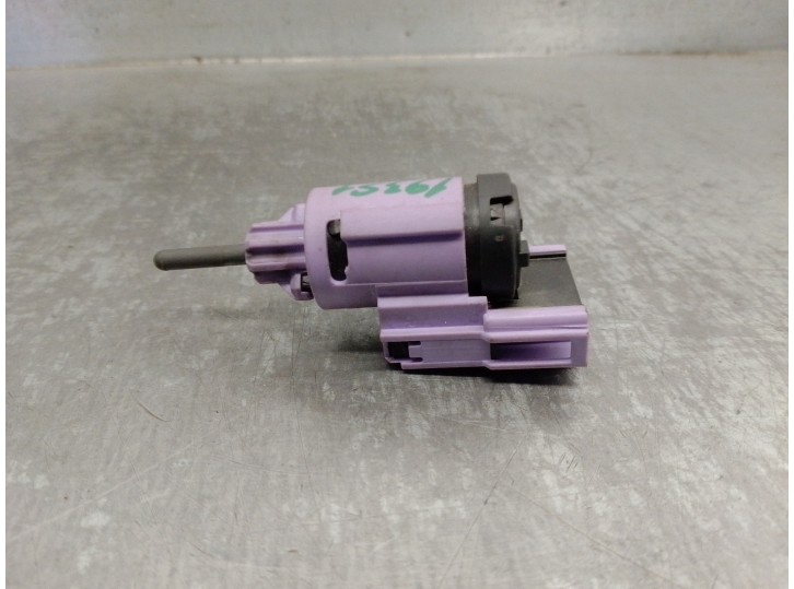 Recambio de interruptor para volkswagen touareg (7la) 2.5 tdi referencia OEM IAM 1J0945511D DE FRENO 
