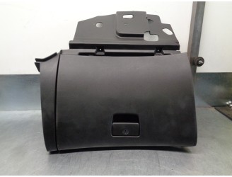 Recambio de guantera para chevrolet cruze 1.8 cat referencia OEM IAM 96985561 