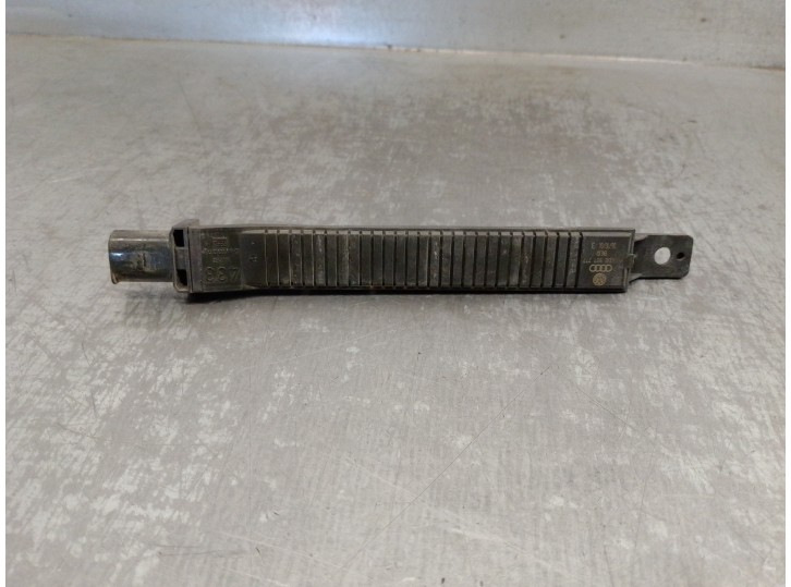 Recambio de antena para volkswagen touareg (7la) 2.5 tdi referencia OEM IAM 4D0907277 