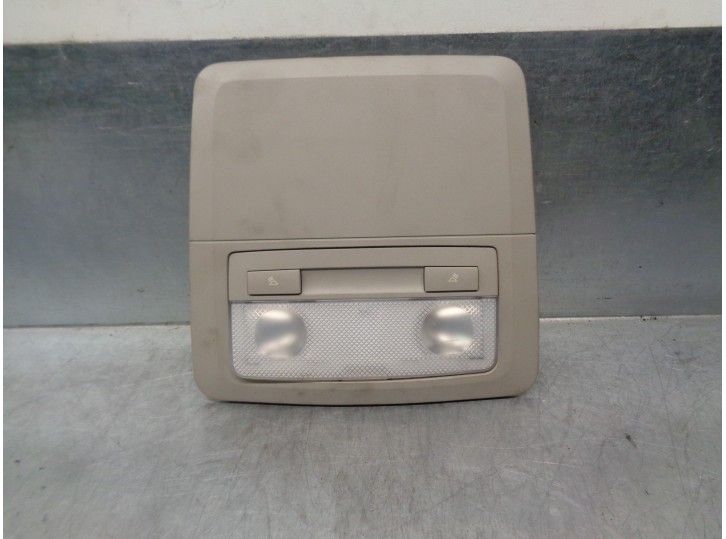 Recambio de luz interior para chevrolet cruze 1.8 cat referencia OEM IAM 96946851 