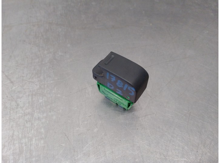 Recambio de mando elevalunas delantero izquierdo para citroën c1 1.0 cat (384f) referencia OEM IAM 846100HC1GA 