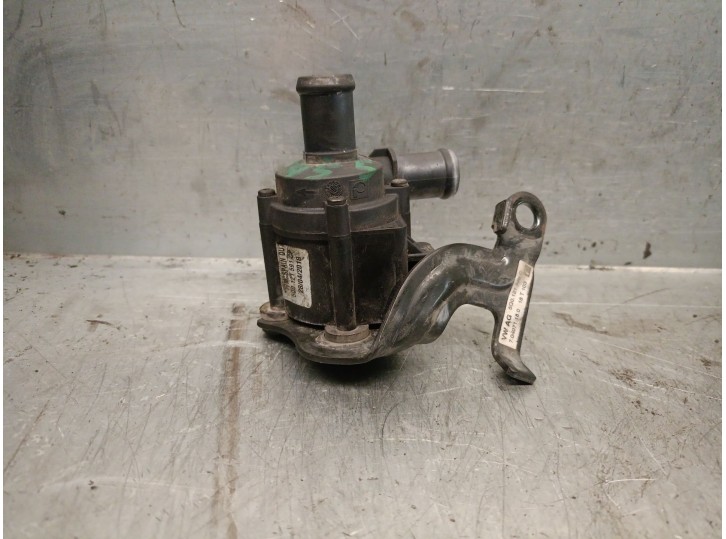 Recambio de bomba agua para seat leon (5f1) 1.6 tdi referencia OEM IAM 5Q0121591CP 5Q0965561B 