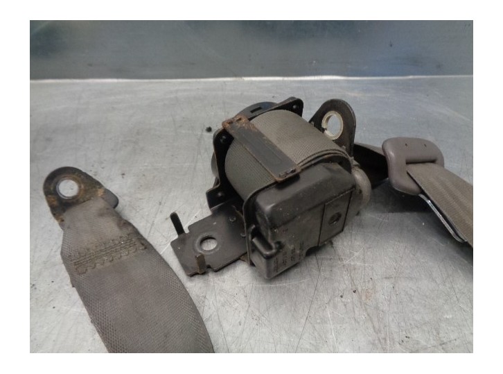 Recambio de cinturon seguridad trasero izquierdo para ssangyong musso 2.9 turbodiesel cat referencia OEM IAM   5 PUERTAS