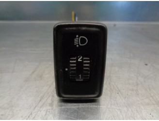 Recambio de mando luces salpicadero para ssangyong musso 2.9 turbodiesel cat referencia OEM IAM 8311105030  