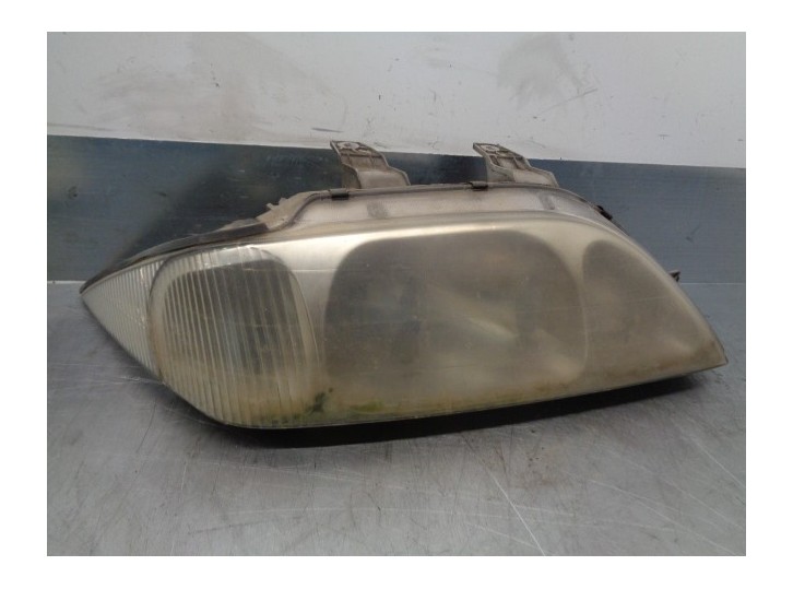 Recambio de faro derecho para ssangyong musso 2.9 turbodiesel cat referencia OEM IAM 8310205331X 5 PUERTAS