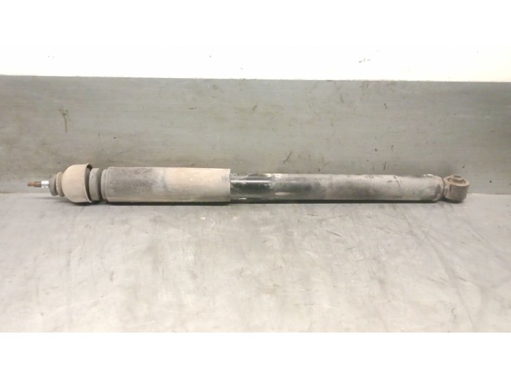 Recambio de amortiguador trasero derecho para nissan juke (f15) 1.5 dci referencia OEM IAM E6210BX82B E6210BX82B 