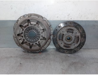 Recambio de kit embrague para ford fiesta (cb1) 1.4 tdci cat referencia OEM IAM 8V217550BC  LUK