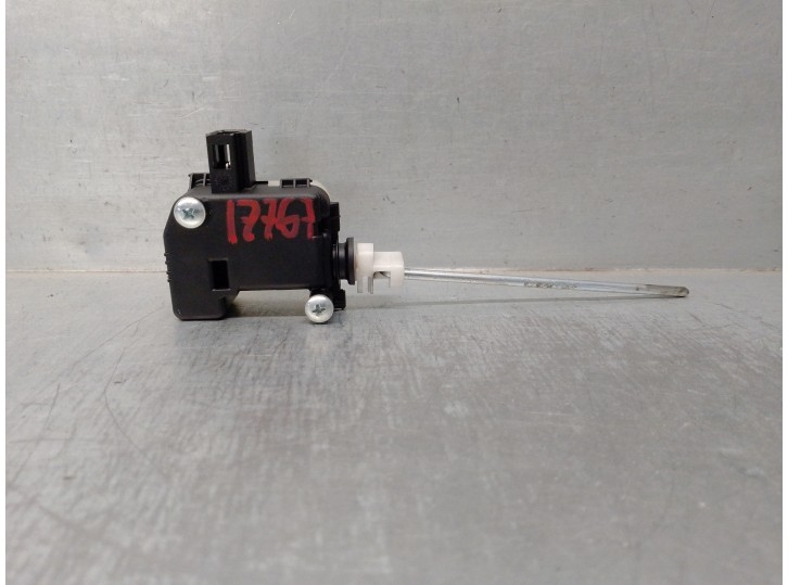 Recambio de motor tapa deposito combustible para seat leon (1p1) 1.2 tsi referencia OEM IAM 1Z0810773 