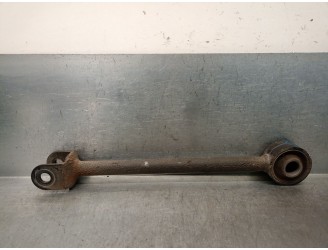 Rear right lower suspension arm replacement part for Hyundai Santa Fé II (CM) 2.2 CRDi OEM IAM reference 551002B100 55100