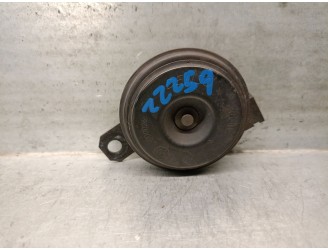 Recambio de claxon para toyota yaris (_p13_) 1.5 hybrid (nhp130_) referencia OEM IAM 865200D050  JK2722007650 DENSO