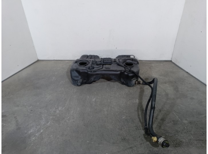 Recambio de deposito combustible para bmw x5 (e70) 3.0 turbodiesel cat referencia OEM IAM 15924511 