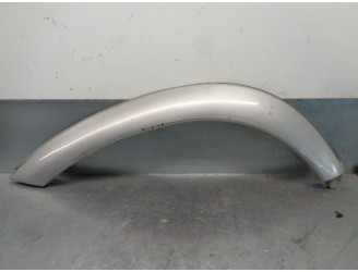 Recambio de aletin trasero derecho para ssangyong musso 2.9 turbodiesel cat referencia OEM IAM 7954205000 