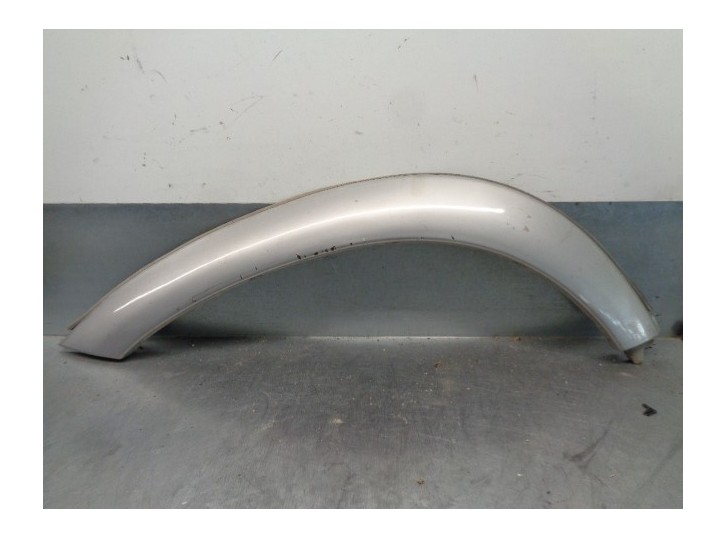 Recambio de aletin trasero derecho para ssangyong musso 2.9 turbodiesel cat referencia OEM IAM 7954205000  