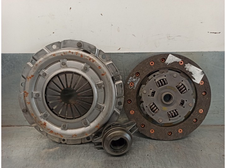 Recambio de kit embrague para seat ibiza referencia OEM IAM 120011210 120011210 LUK