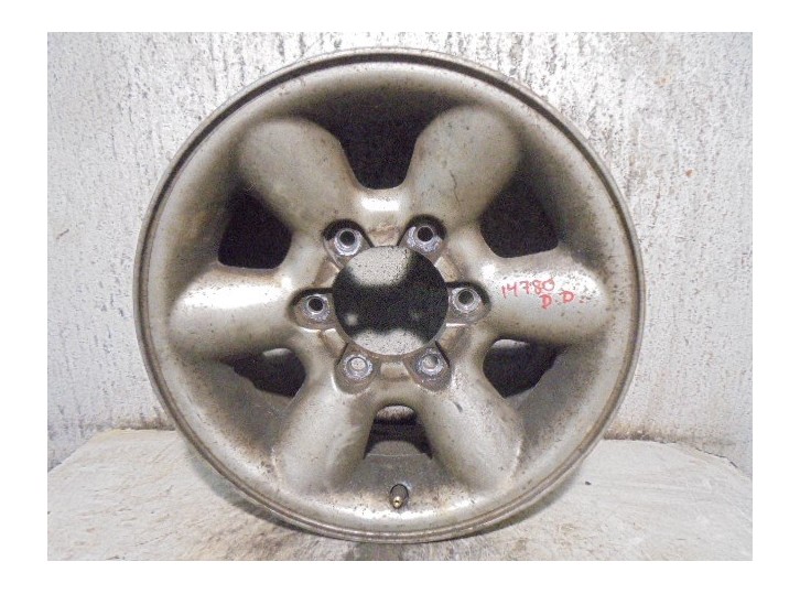 Recambio de llanta para ssangyong musso 2.9 turbodiesel cat referencia OEM IAM 4173005351 R157JJX15OFFSET22 