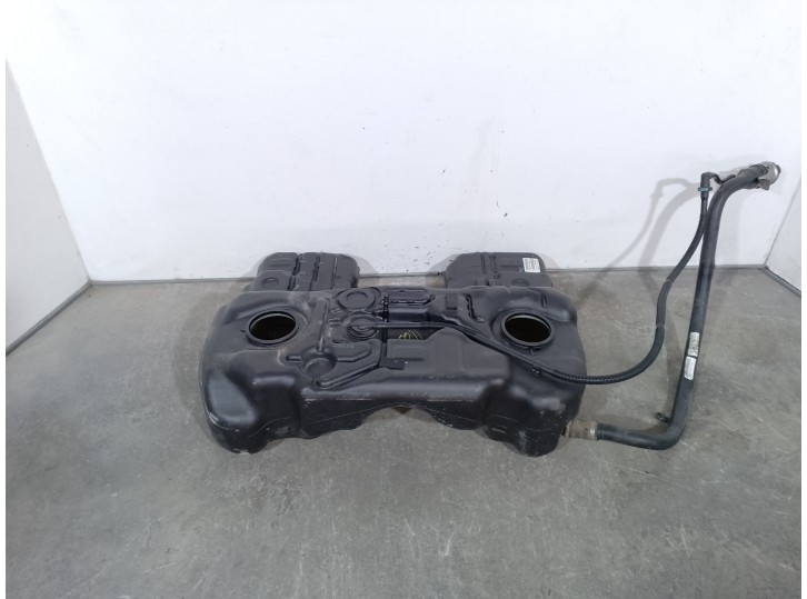 Recambio de deposito combustible para bmw x5 (e70) 3.0 turbodiesel referencia OEM IAM 15924511 