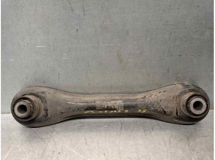 Recambio de brazo suspension inferior trasero izquierdo para volvo v50 familiar 2.0 diesel cat referencia OEM IAM 30683067 