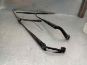 Recambio de brazo limpia delantero derecho para » otros... mahindra gda 4w mahindra gda 4w (2006 - ...) referencia OEM IAM 