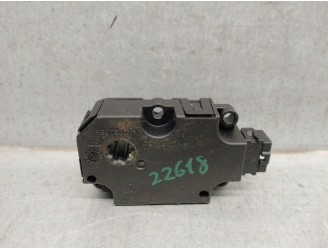 Recambio de motor apertura trampillas climatizador para mercedes-benz gla (h247) gla 200 d 4-matic (247.713) referencia OEM IAM 