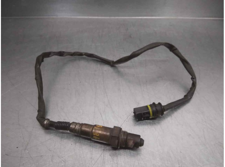 Replacement lambda sensor for mercedes-benz clk class (w209) coupe 3.2 v6 18v cat OEM IAM reference 0015400717 0258006179 BOSCH