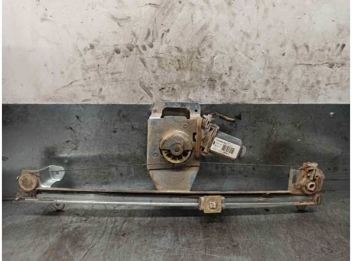 Replacement rear right window regulator for » other... Mahindra GDA 4W Mahindra GDA 4W (2006 - ...) OEM IAM reference 2 PINS 