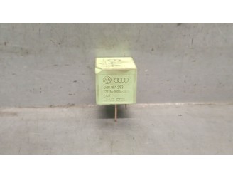 Replacement relay for Volkswagen Caddy Alltrack IV van/minivan (SAA) 2.0 TDI 4Motion OEM IAM reference 4H0951253 