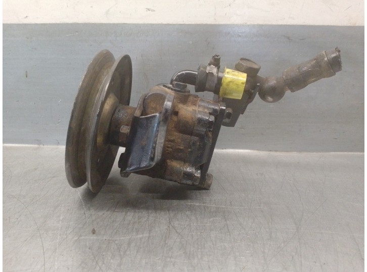 Recambio de bomba servodireccion para nissan terrano/terrano.ii (r20) 2.7 turbodiesel referencia OEM IAM 491107F700 7F700 UNISIA