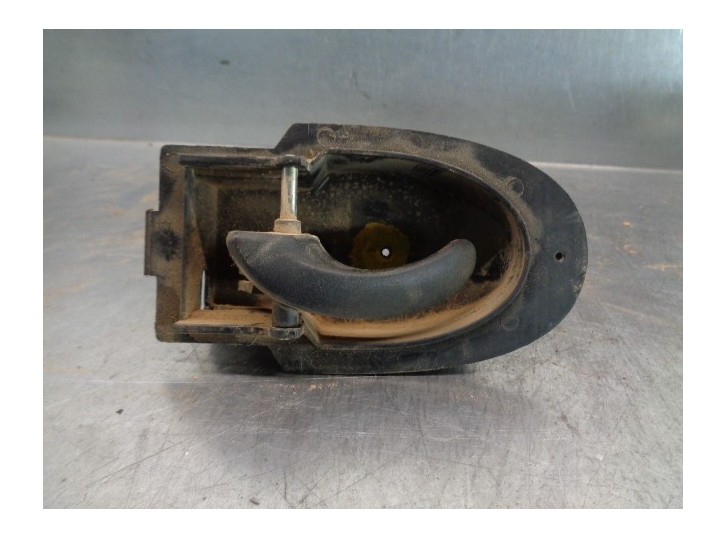 Recambio de maneta interior delantera izquierda para » otros... mahindra gda 4w mahindra gda 4w (2006 - ...) referencia OEM IAM 