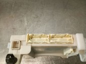 Recambio de caja reles / fusibles para toyota yaris (_p13_) 1.5 hybrid (nhp130_) referencia OEM IAM 8273052K40 