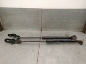 Replacement trunk / tailgate shock absorbers for Toyota Yaris (_P13_) 1.5 Hybrid (NHP130_) OEM IAM reference 689500D200 68960