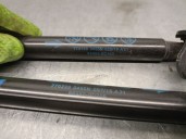 Replacement boot / tailgate struts for toyota yaris (_p13_) 1.5 hybrid (nhp130_) OEM IAM reference 689500D200 68960