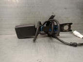 Recambio de enganche cinturon para toyota yaris (_p13_) 1.5 hybrid (nhp130_) referencia OEM IAM 732300D330C0 732300D330C0 
