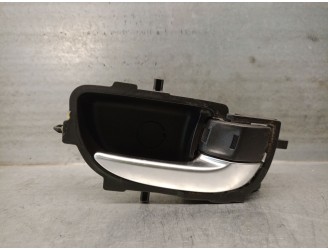 Recambio de maneta interior delantera derecha para toyota yaris (_p13_) 1.5 hybrid (nhp130_) referencia OEM IAM 692050D271 69205