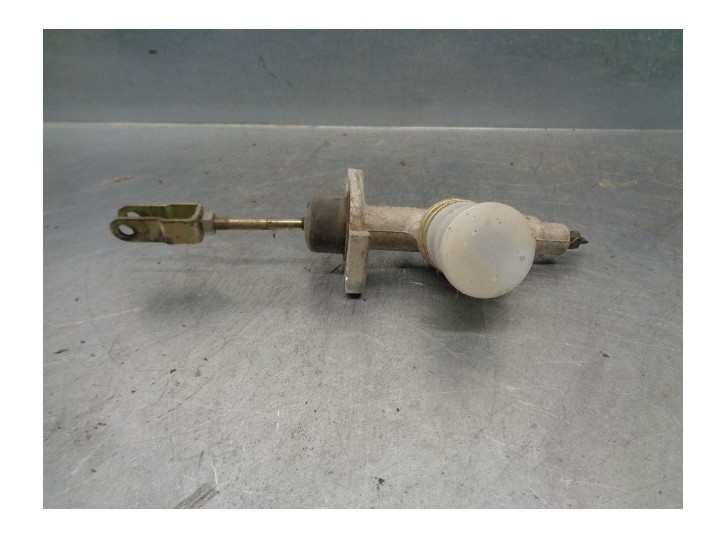 Recambio de bomba embrague para nissan patrol (k/w260) 2.8 diesel referencia OEM IAM 423105JP04  