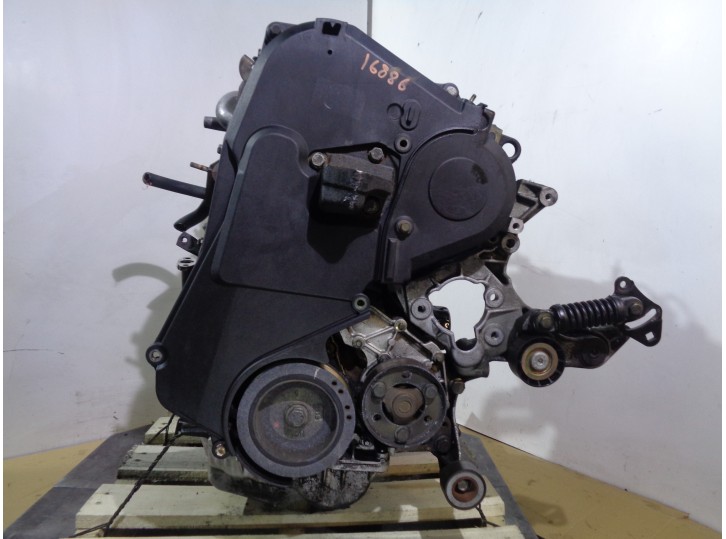 Replacement complete engine for Volvo V40 estate 1.9 diesel OEM IAM reference D4192T2 D002450 8251375