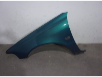 Replacement front left fender for Volvo S40 Sedan 2.0 Turbo CAT OEM IAM reference 30844333 VERDE 